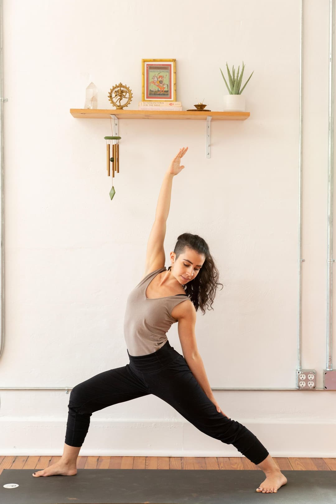 sami in a lunge pose